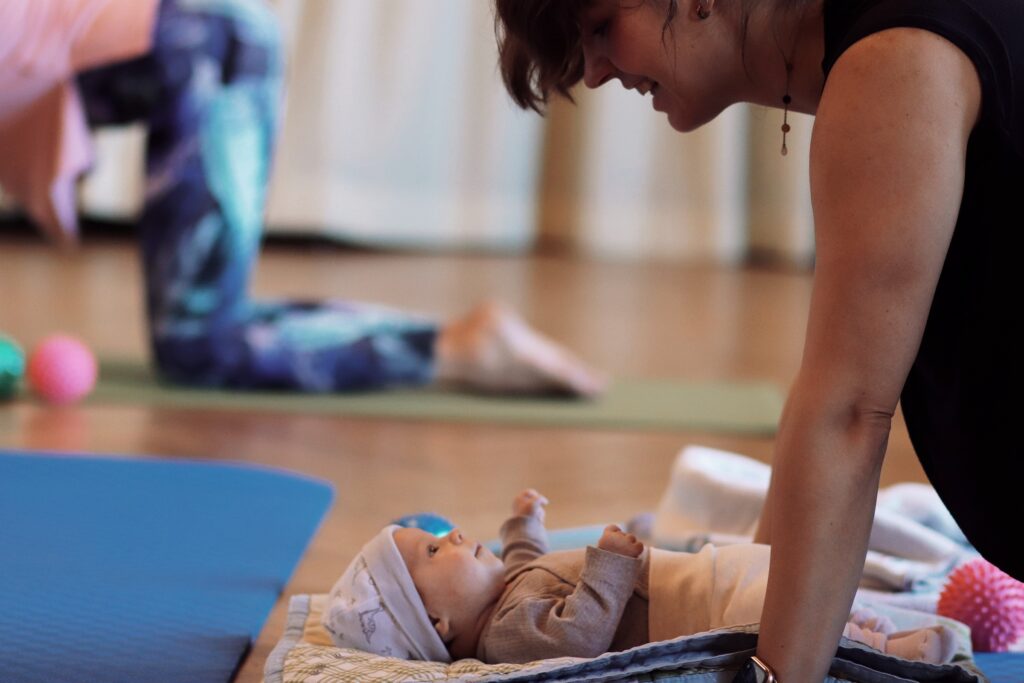 Yoga für Mamas mit Baby